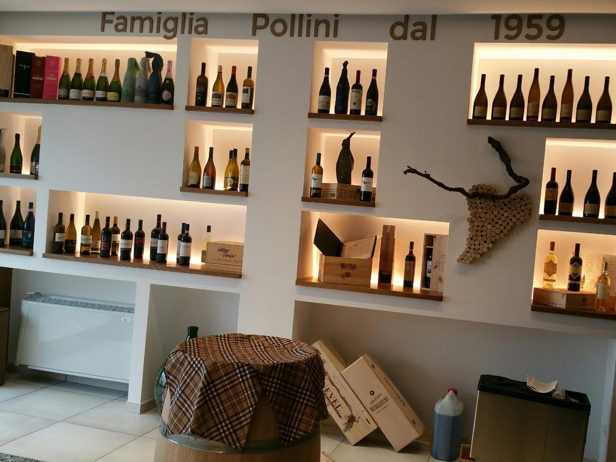 Ristorante Primula Bianca Hotell Varzi Exteriör bild